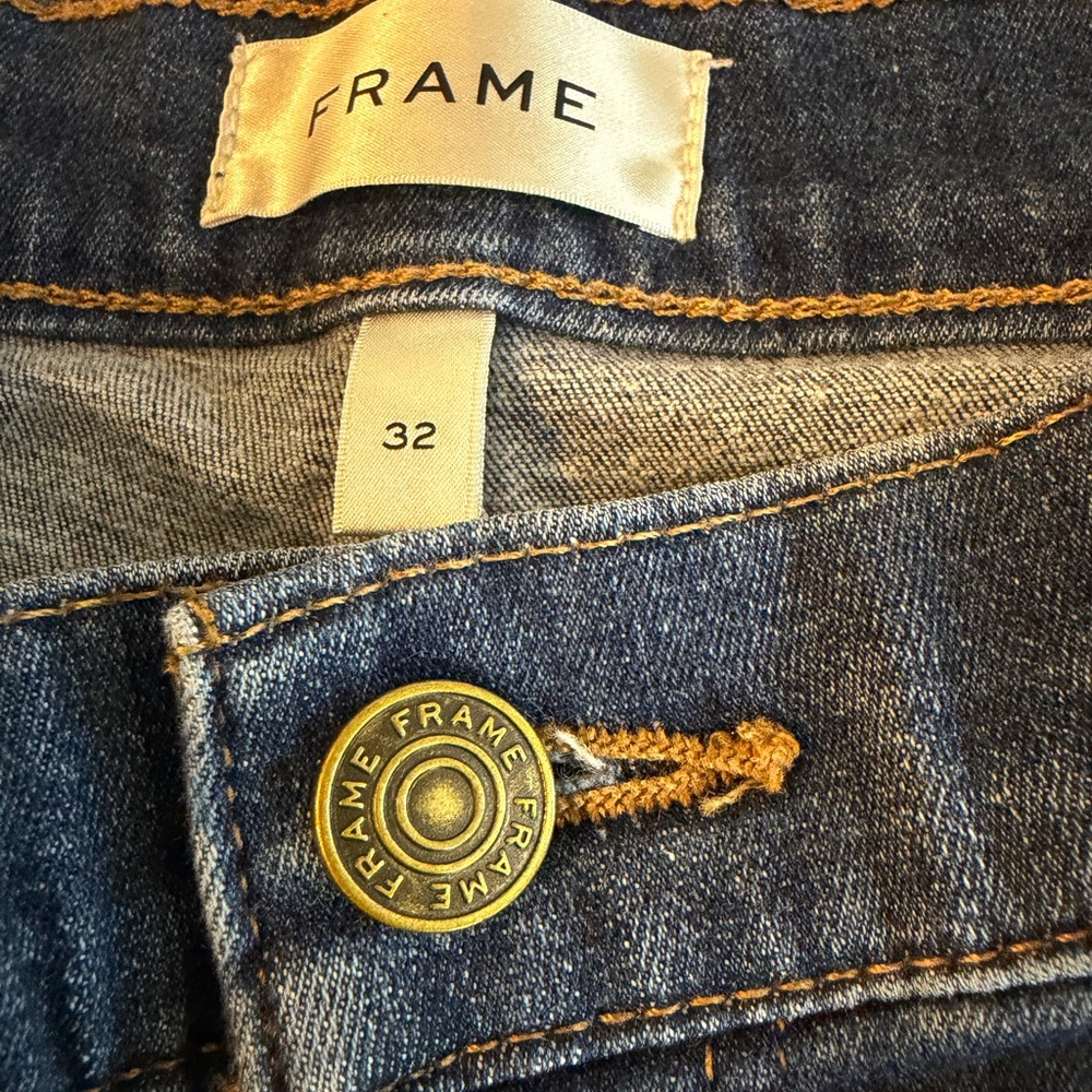 Frame Wide-Leg Jeans - Picture 3 of 5